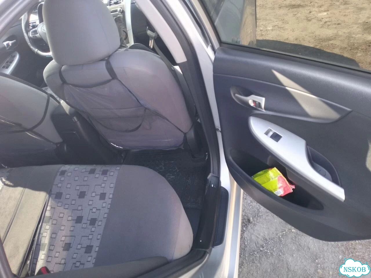Toyota Corolla 1.6 AT, 2011, 176 000 км фото 6