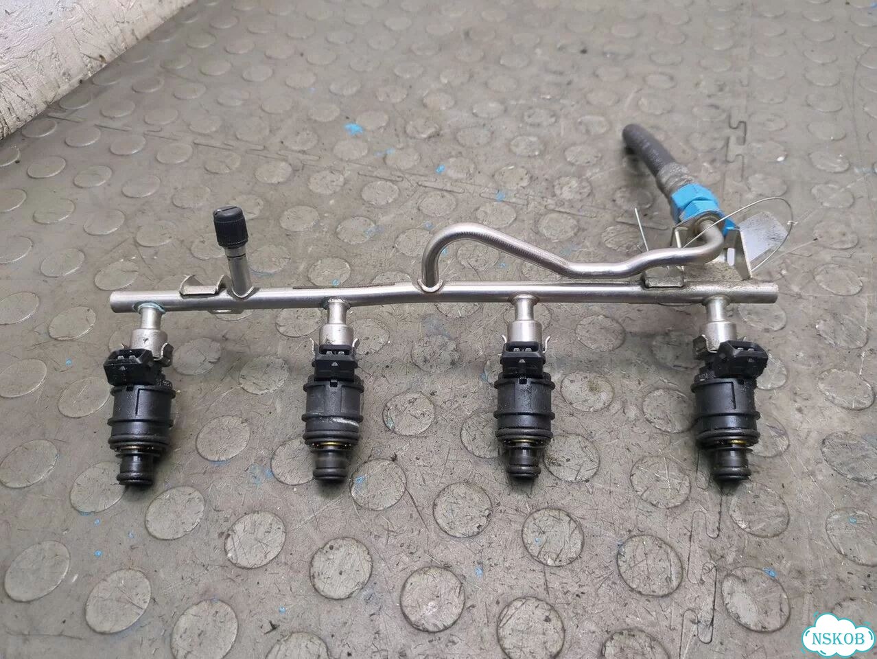 Форсунка топливная Opel Astra H фото 2