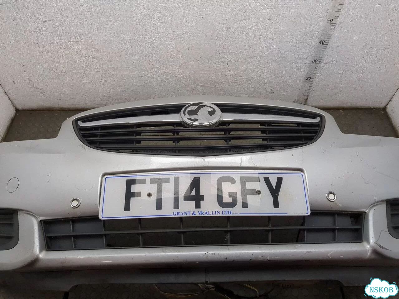 Бампер передний Opel Meriva фото 4