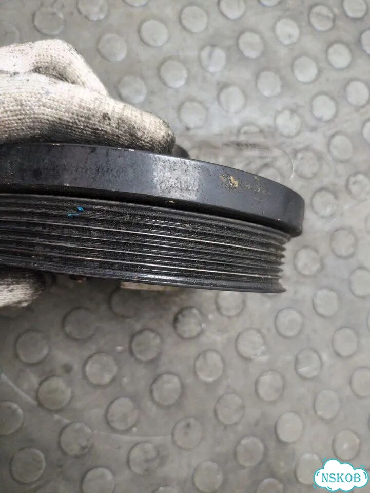 Шкив коленвала BMW 5 E60 фото 4