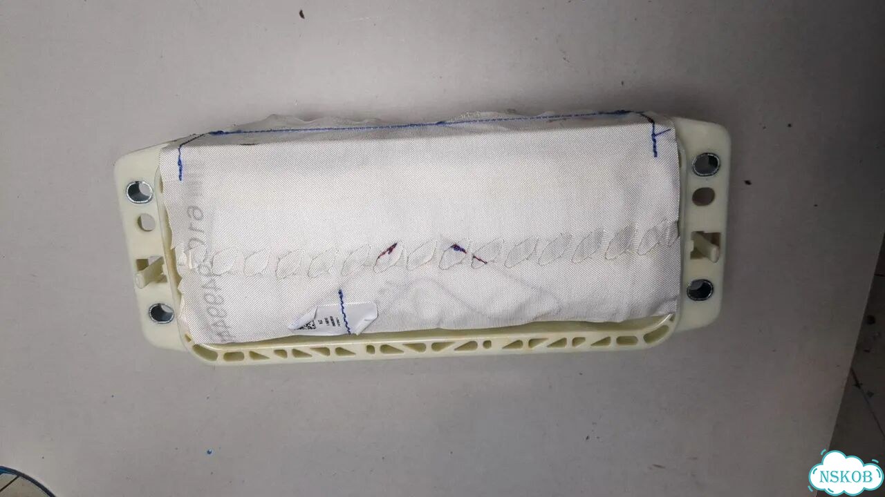 Airbag пассажира Volkswagen Taos фото 2
