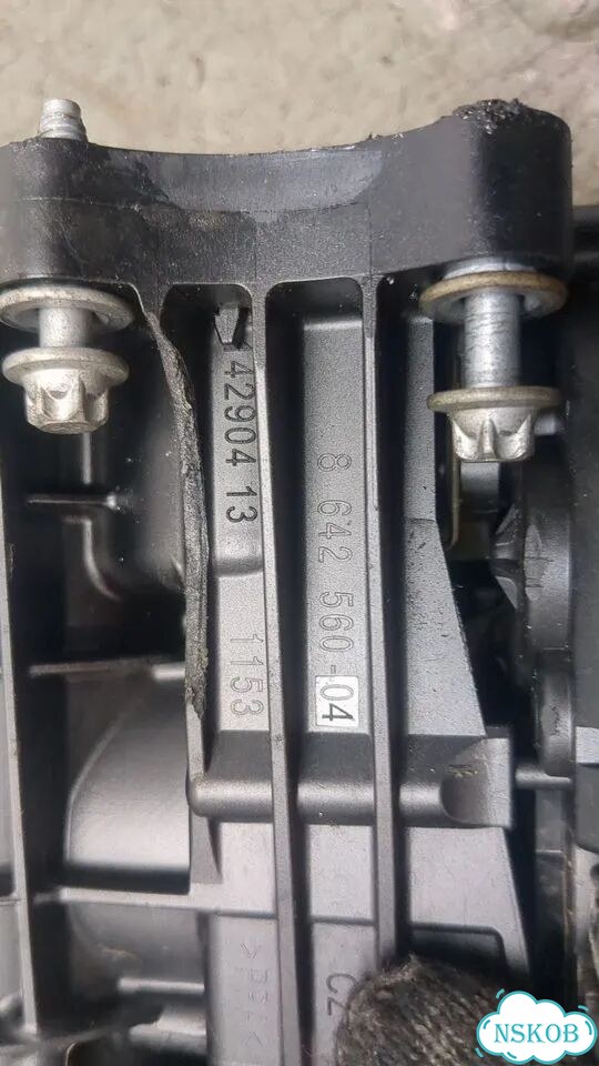 Корпус термостата BMW 3 G20, G21 фото 2