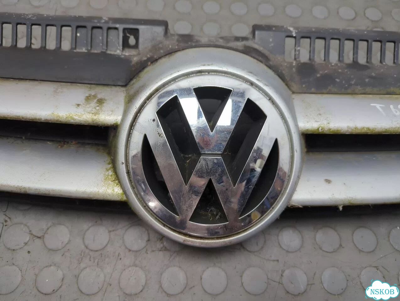 Решетка радиатора Volkswagen Golf Plus фото 3