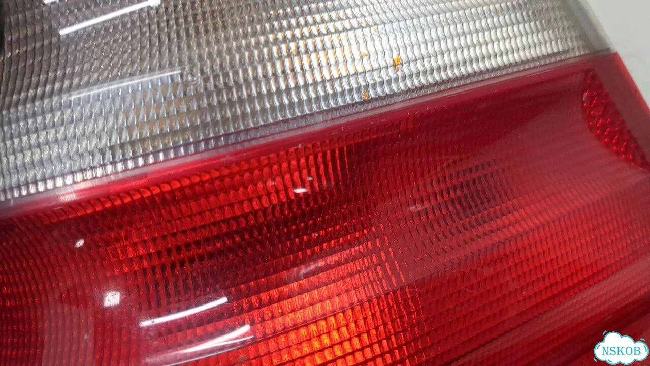 Фонарь (задний) левый Mercedes CLK W208 фото 2