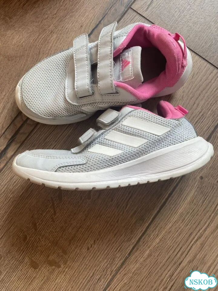 Кроссовки adidas фото 1