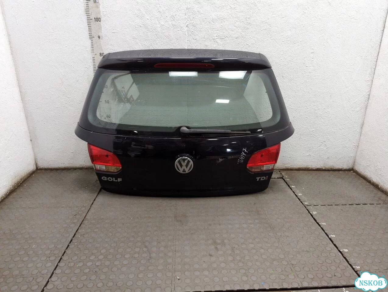 Крышка багажника Volkswagen Golf 6 фото 1