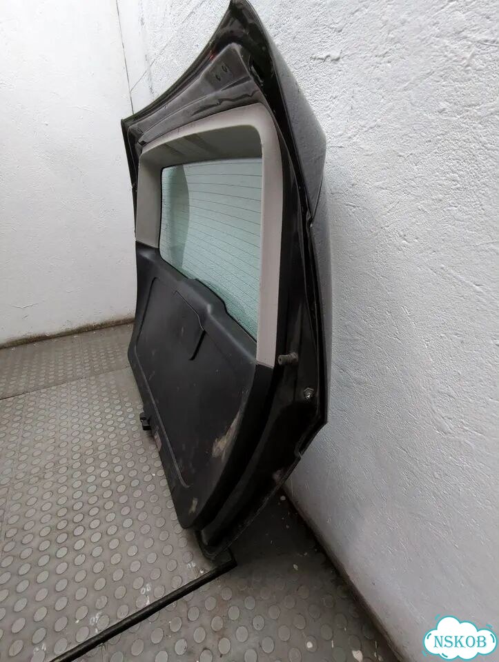 Крышка багажника Mercedes A W169 фото 8