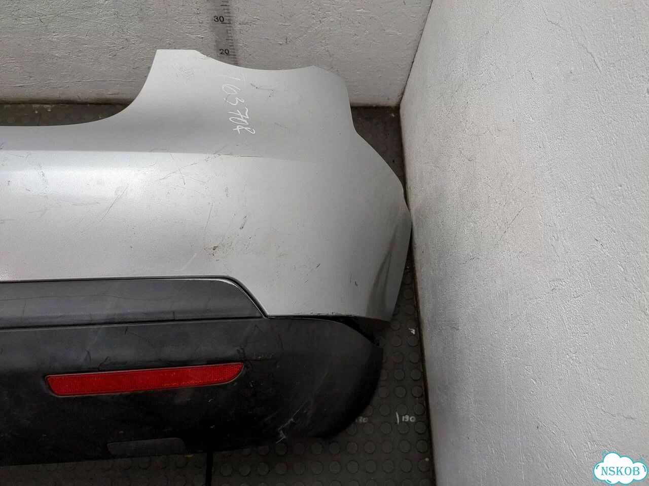 Бампер задний Volkswagen Jetta 5 фото 3