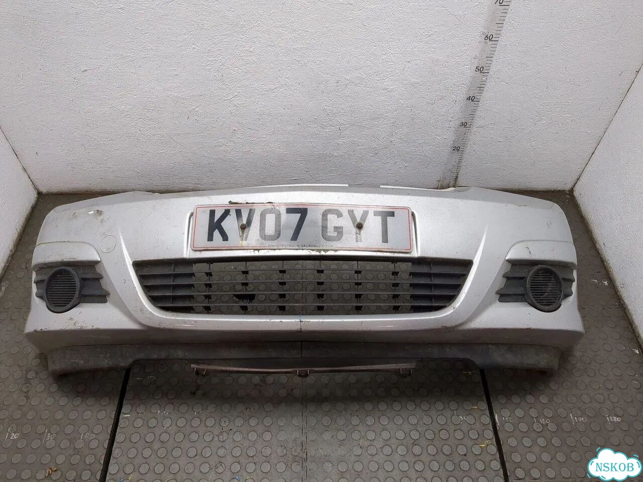 Бампер передний Opel Meriva фото 1