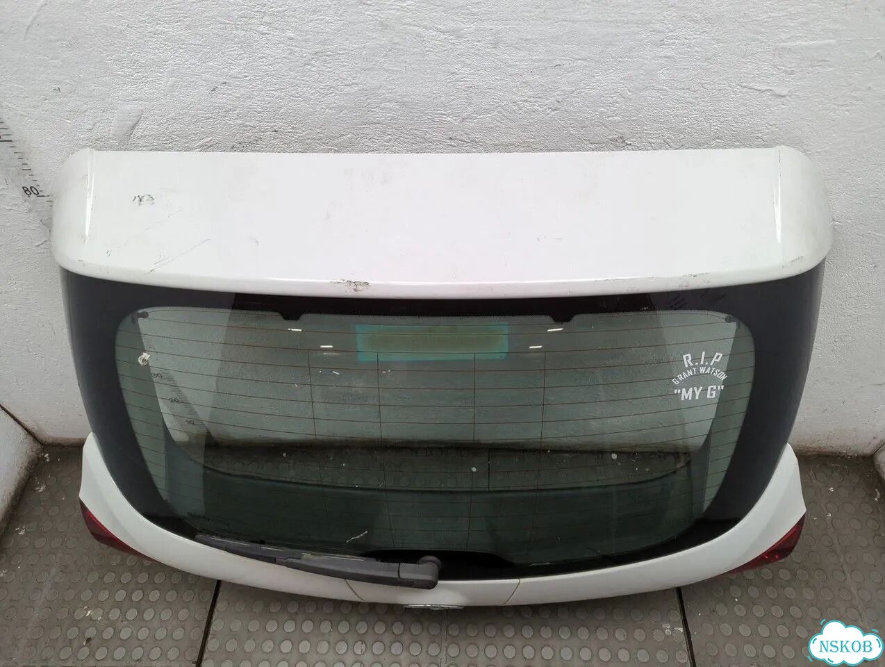 Крышка багажника Opel Astra J фото 7