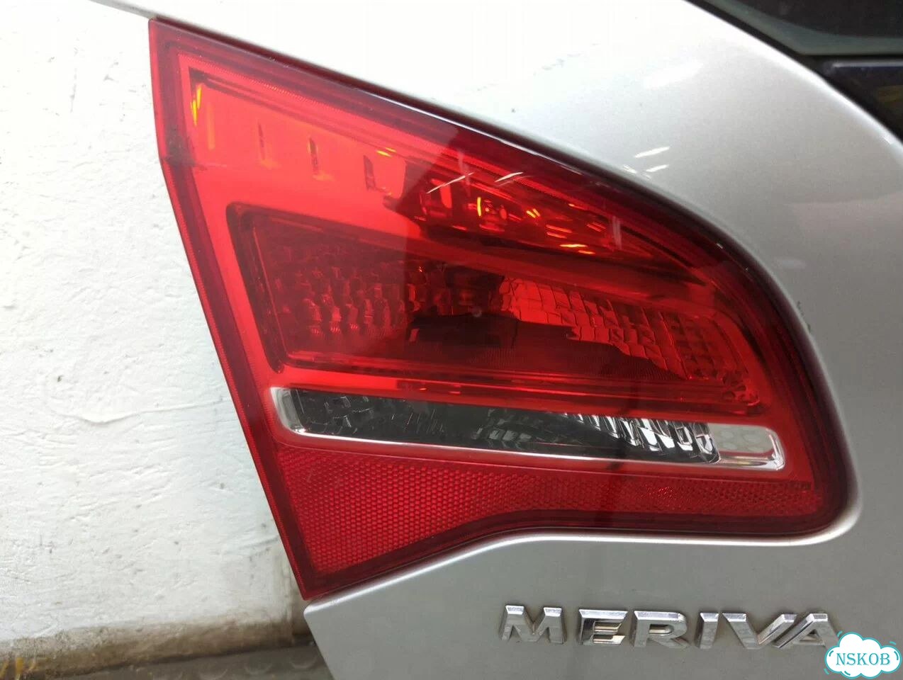 Крышка багажника Opel Meriva фото 4