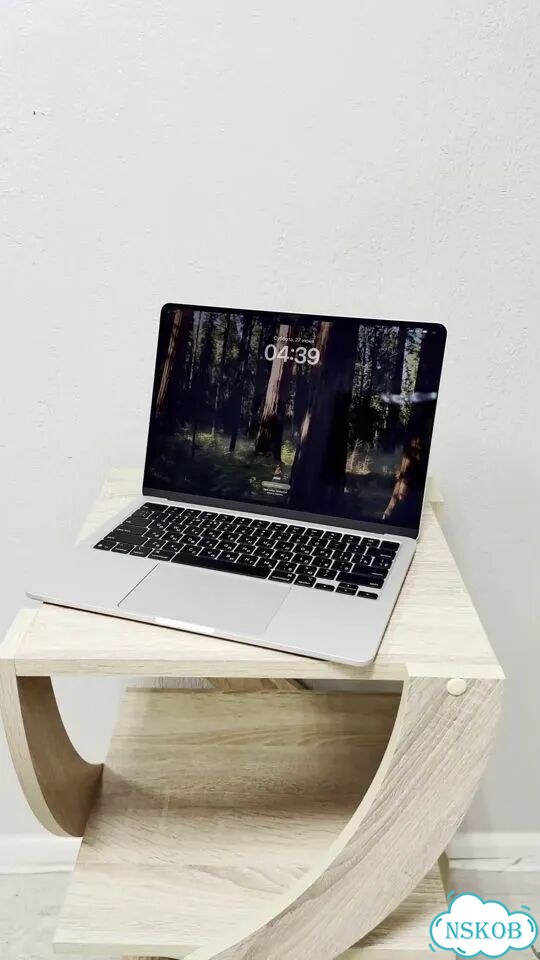 Apple macbook air 13 2025 m4 фото 1