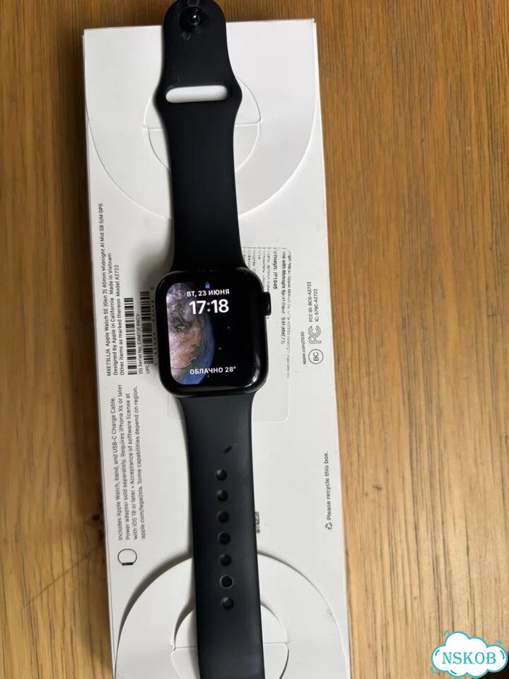 Смарт часы apple watch se Gen2, 40мм фото 2
