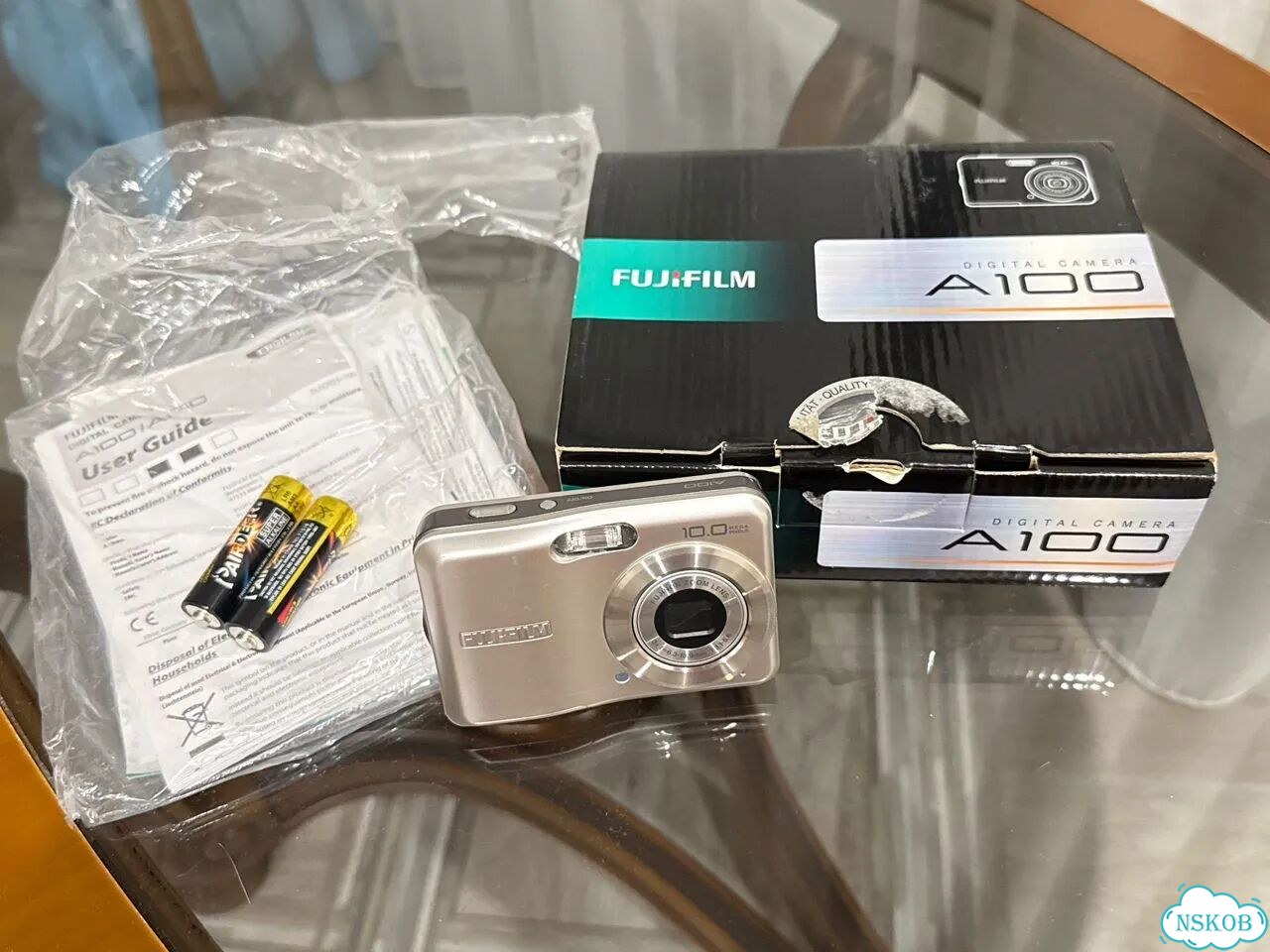 Fujifilm A100 фото 1
