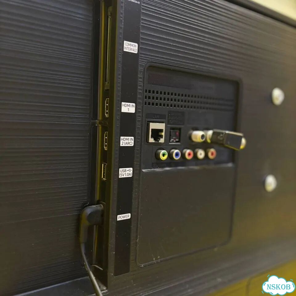 Телевизор samsung UE32T4500AU фото 3