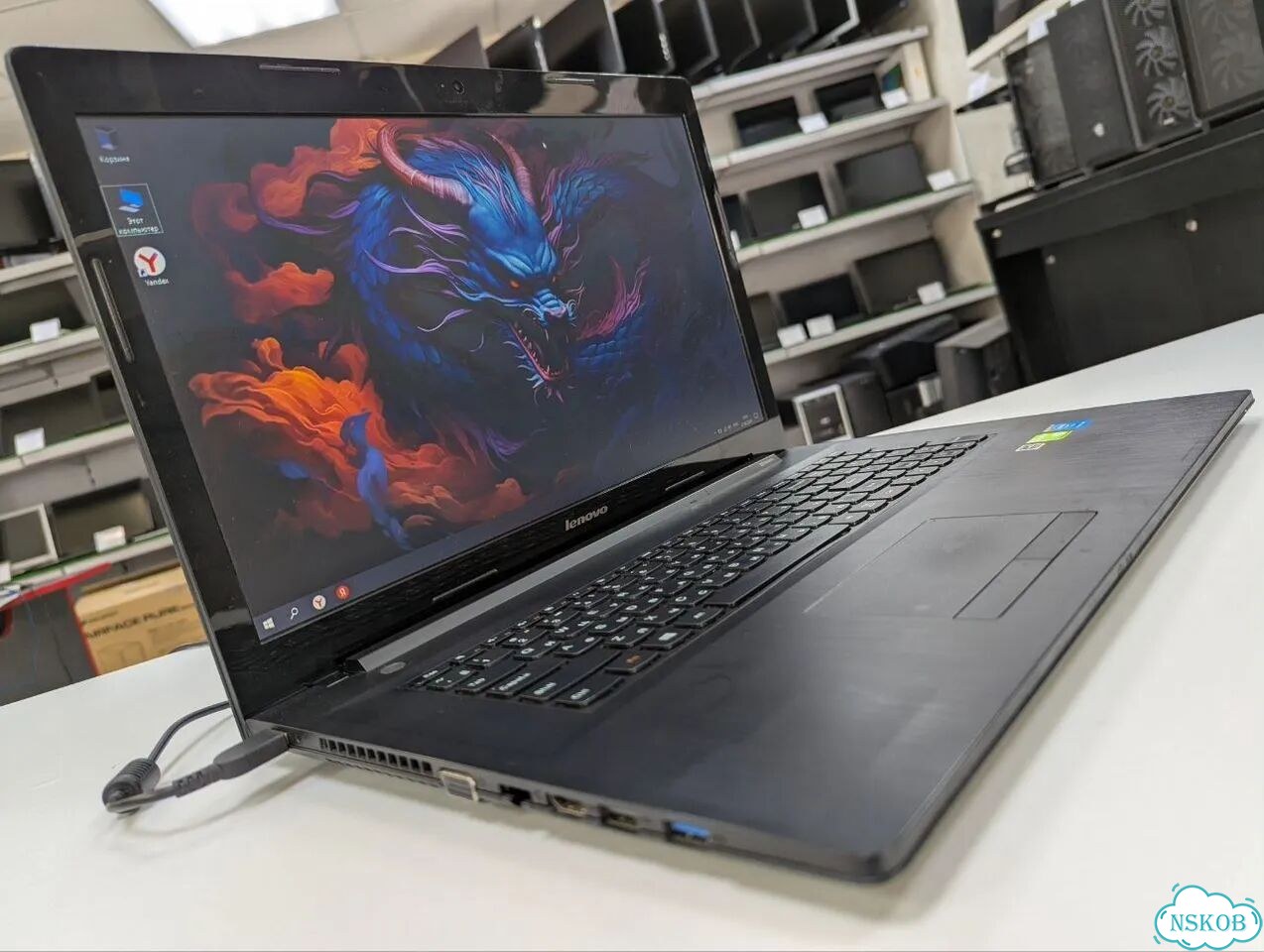 Большой Lenovo 17.3 SSD 12Gb Для Работы Дома фото 1