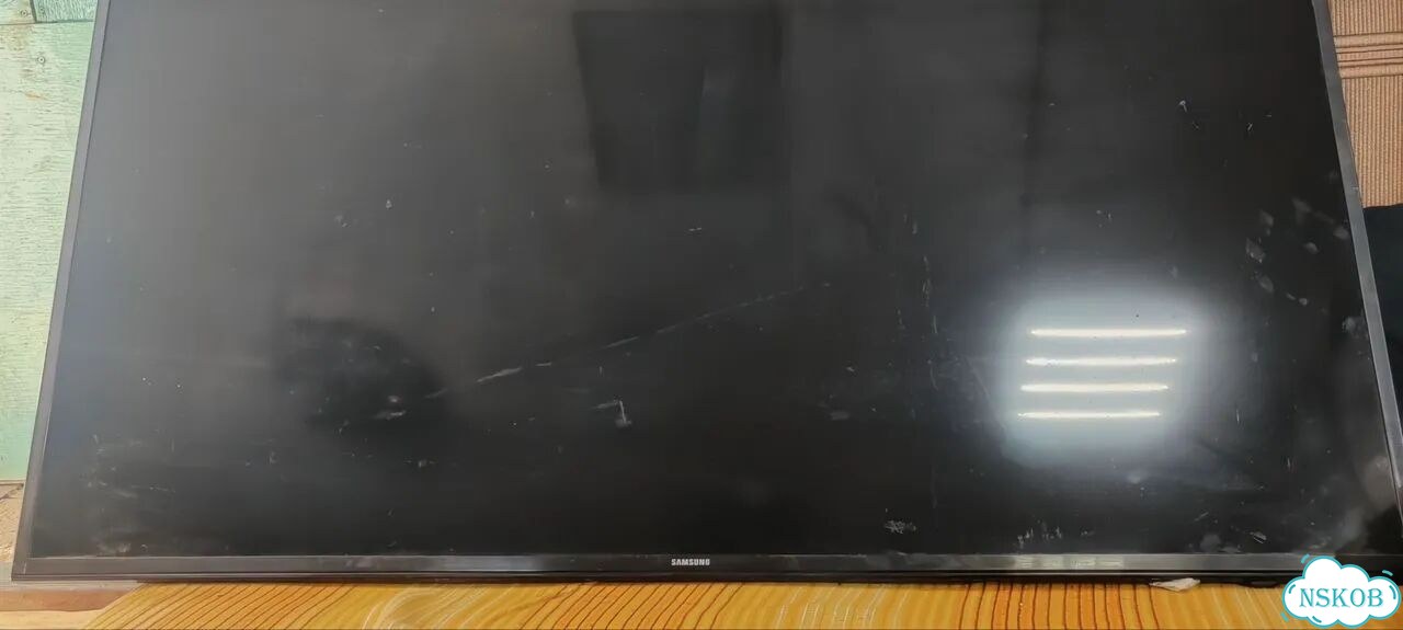 LED Телевизор samsung UE50MU6100U фото 1