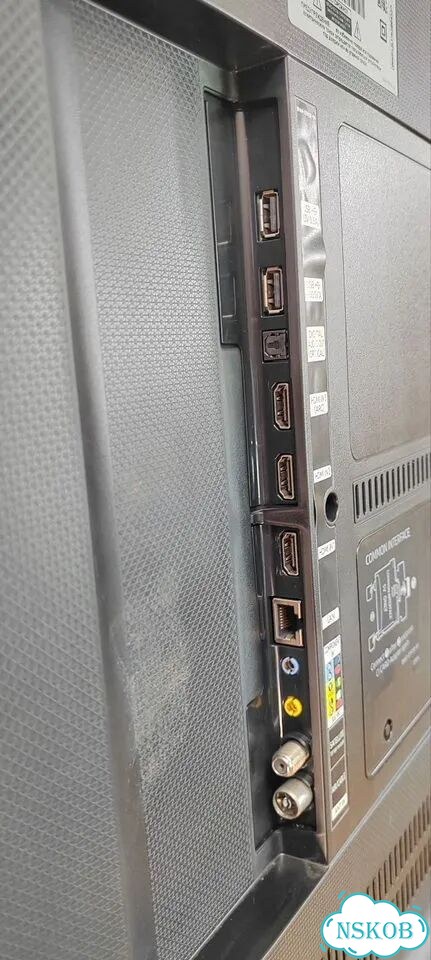 LED Телевизор samsung UE50MU6100U фото 2