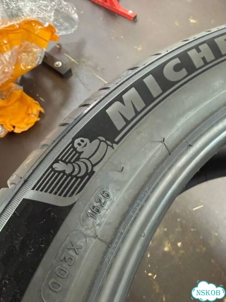 Michelin Pilot Sport 4 SUV 265/45 R20 и 295/40 R20 фото 6