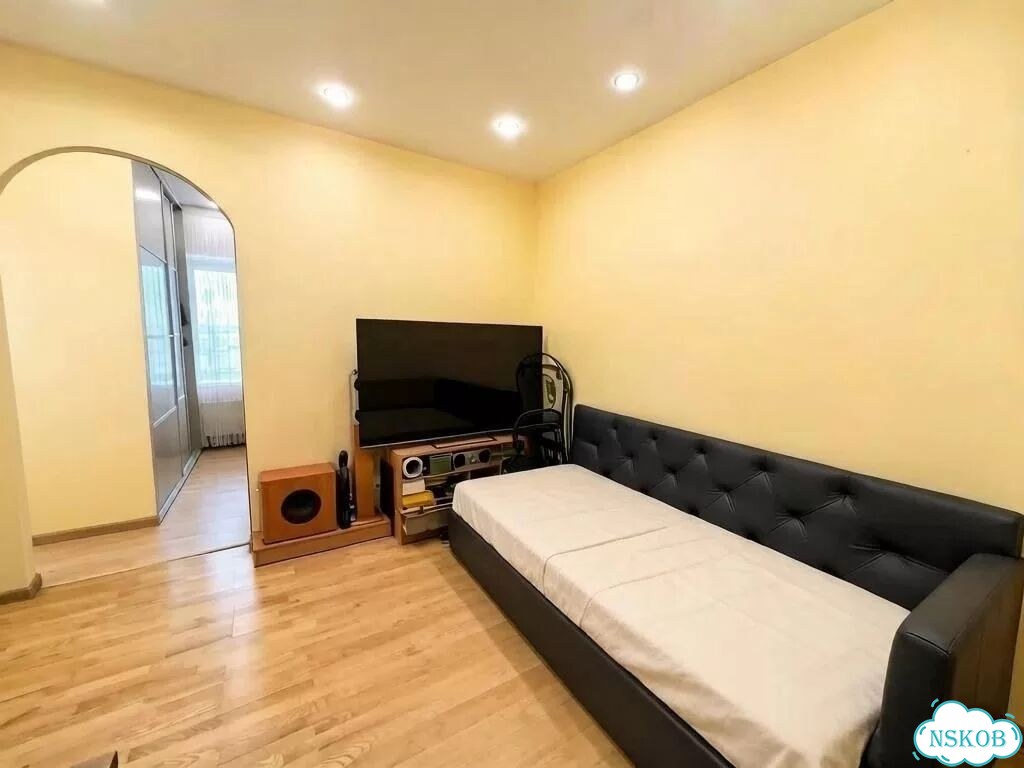 2-к. квартира, 42 м², 16/16 эт. фото 4