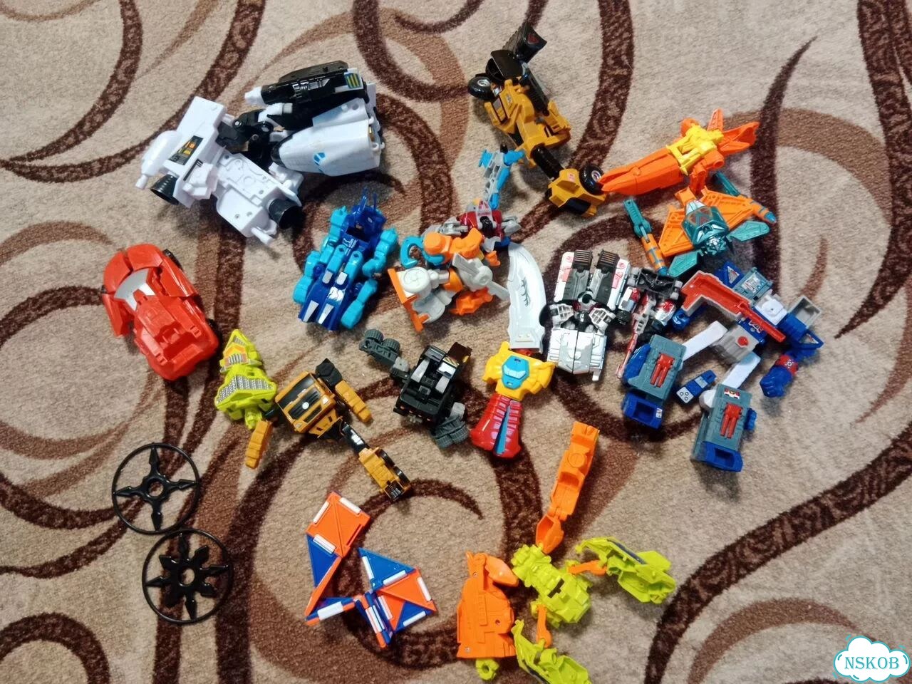 Трансформеры игрушки фото 1