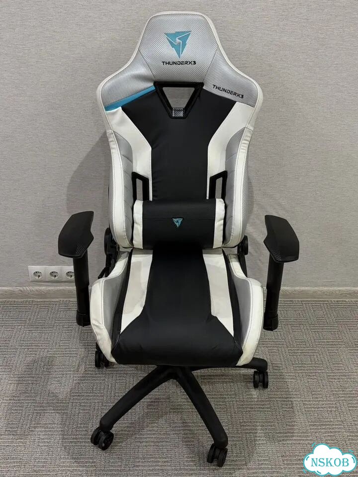 Игровое кресло Thunderx3 TCR фото 3