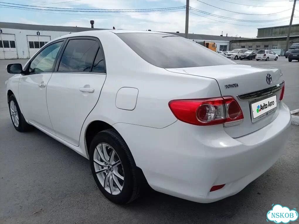 Toyota Corolla 1.8 AT, 2011, 155 000 км фото 2