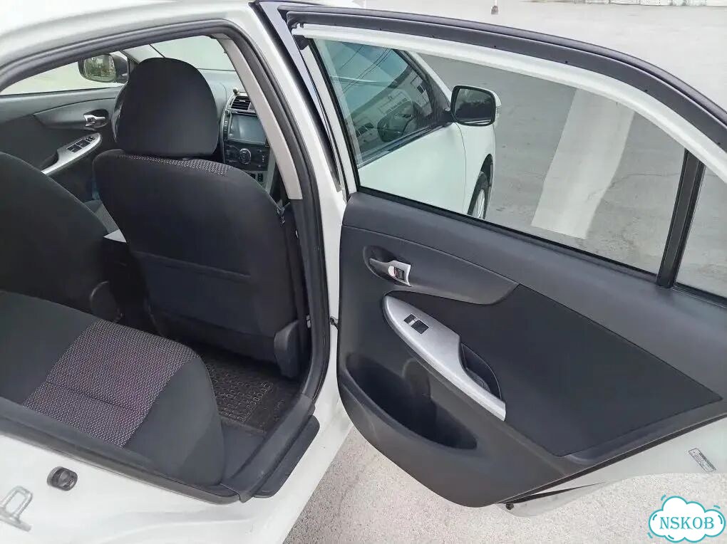 Toyota Corolla 1.8 AT, 2011, 155 000 км фото 3