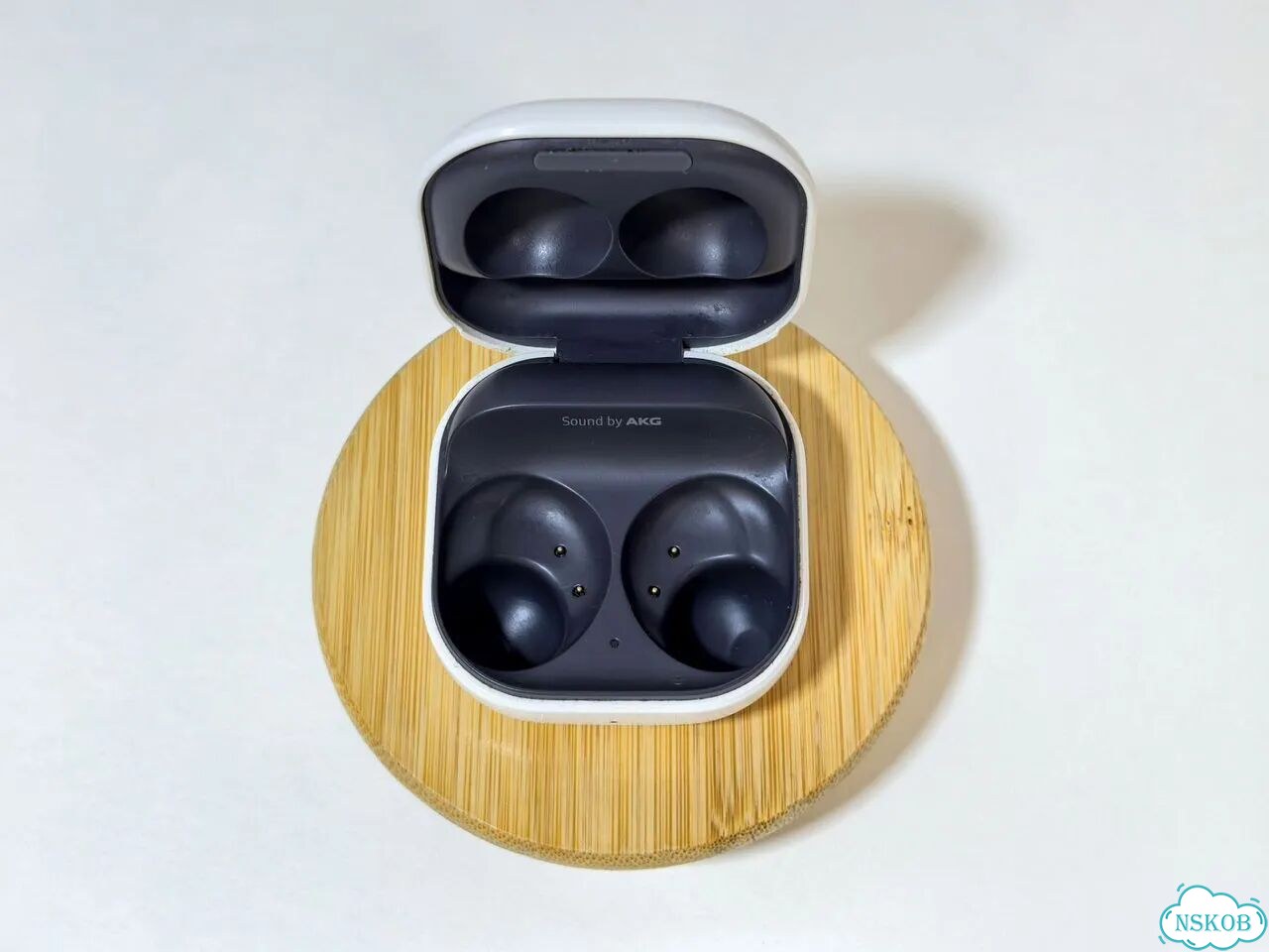 Кейс Samsung Galaxy Buds 2 фото 1