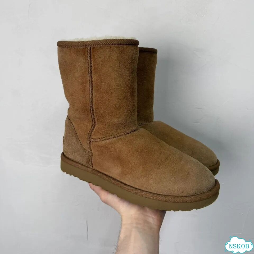Ботинки Ugg Classic Short II фото 1