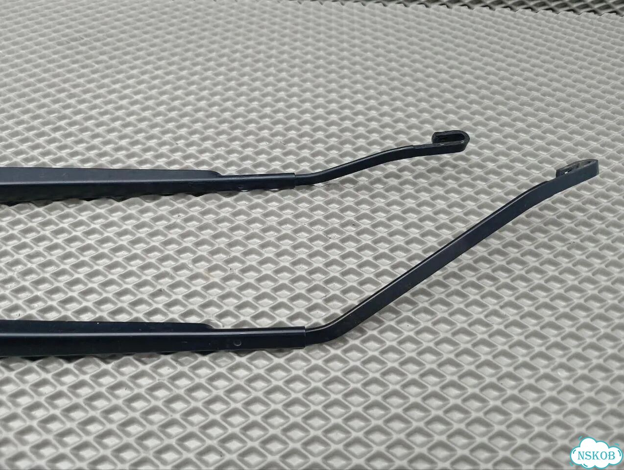 Поводок стеклоочистителя toyota nadia ACN10 1azfse фото 4