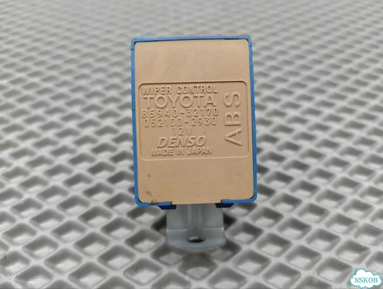 Реле дворников toyota vista ardeo SV50 3S-FSE 2000 фото 1