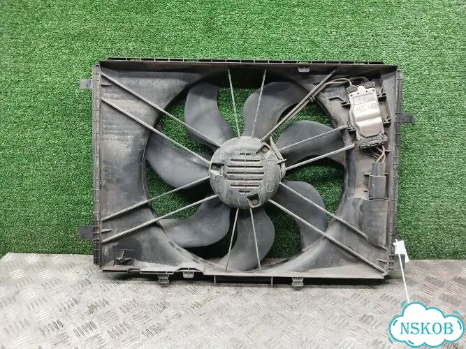 Диффузор радиатора Mercedes-Benz C-Class 271860 271950 651924 272988 651912 W204 W212 A207 X204 фото 7