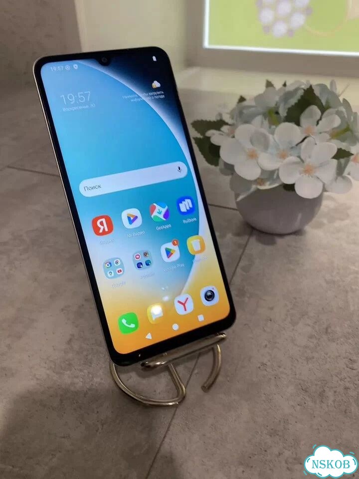 Xiaomi Poco C71, 3/64 ГБ фото 1