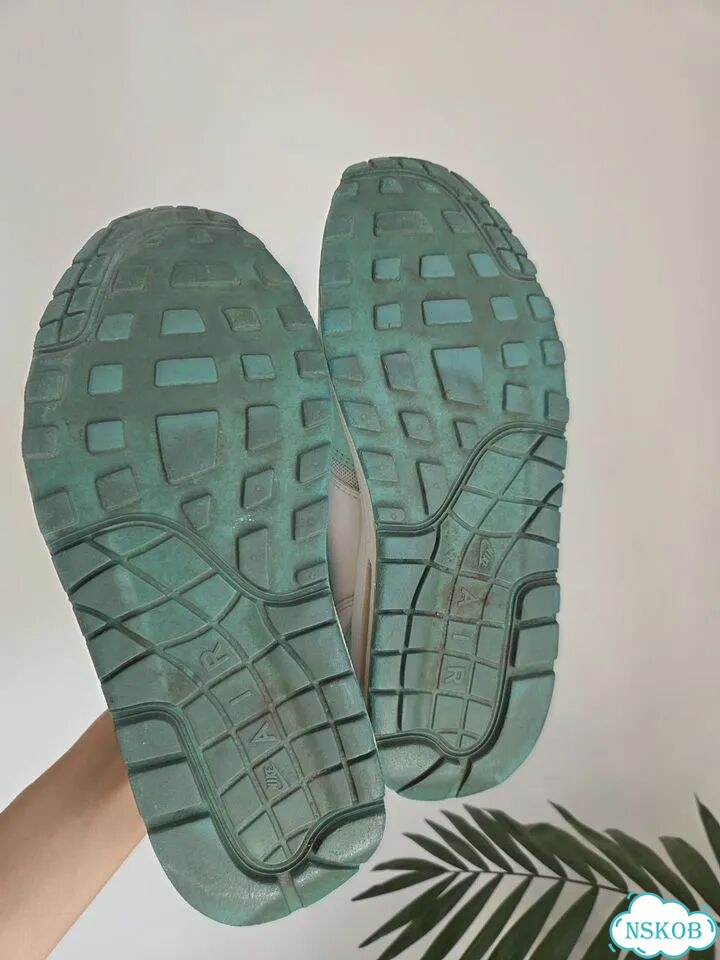 Кроссовки женские Nike air фото 4
