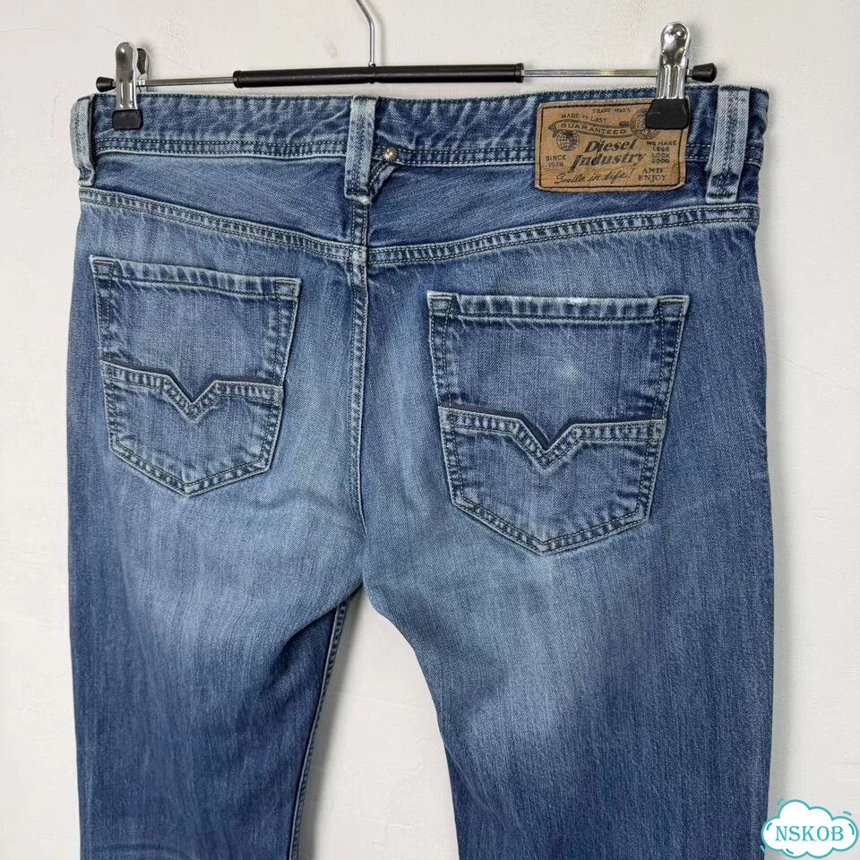 Джинсы Diesel Larkee Distressed фото 4