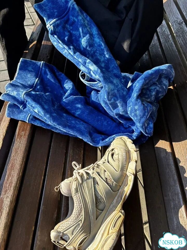 Balenciaga track 1 faded фото 1