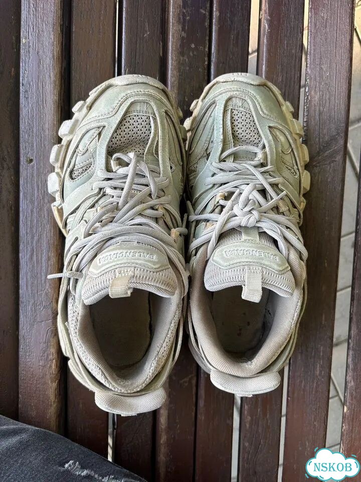 Balenciaga track 1 faded фото 2