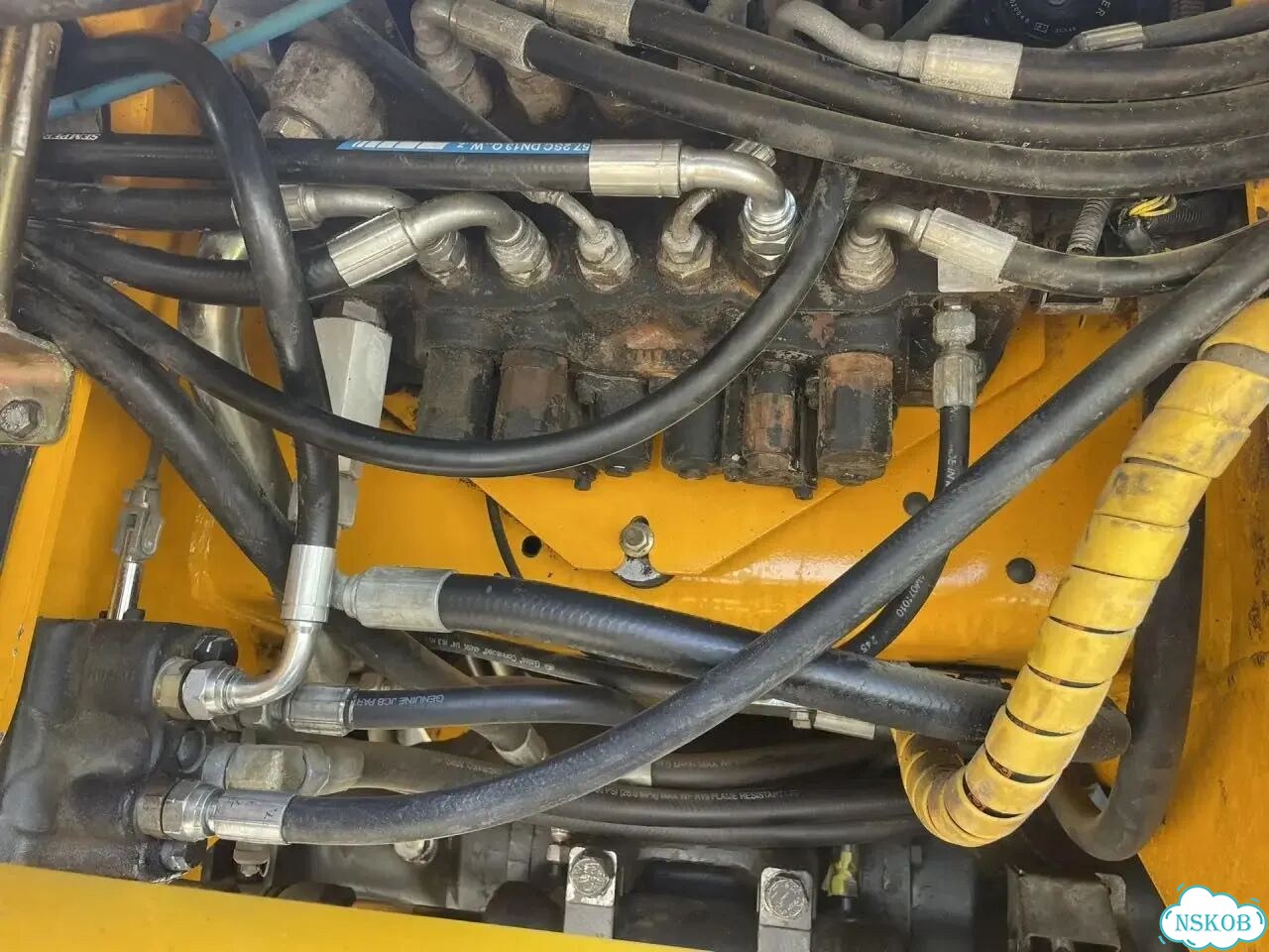 Экскаватор-погрузчик JCB 3CX Super Sitemaster, 2011 фото 19