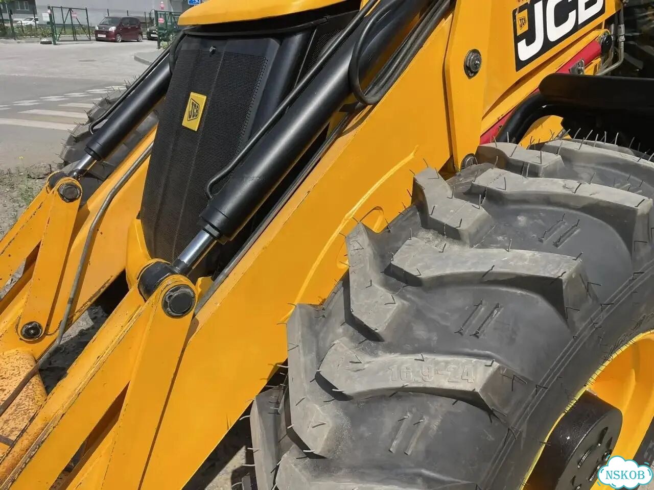 Экскаватор-погрузчик JCB 3CX Super Sitemaster, 2011 фото 9
