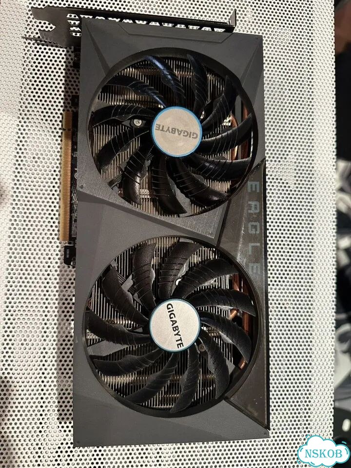 Видеокарта 3060ti gigabyte фото 1