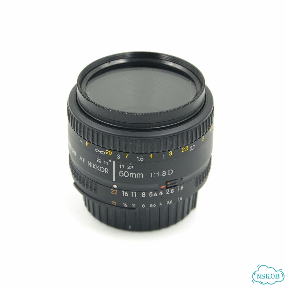 Объектив Nikon AF 50mm f/1.8D (состояние 4) фото 1