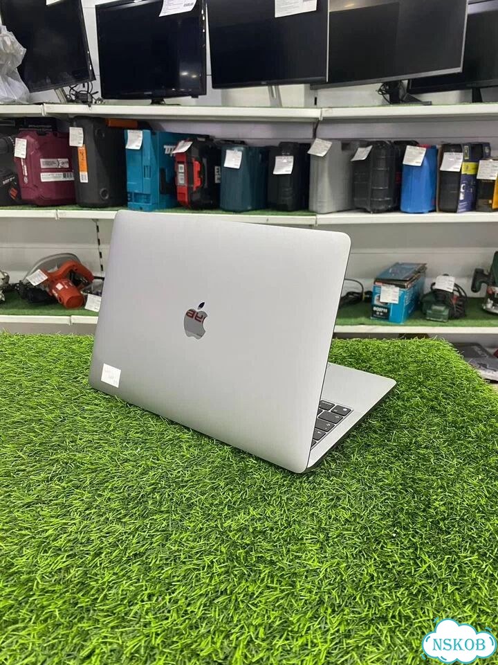 Apple Macbook Pro M1 2020 фото 3