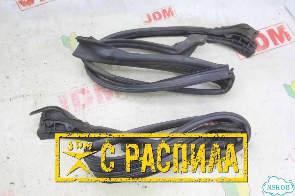 Уплотнение проёма двери (комплект) Toyota Carina ed ST202 фото 1