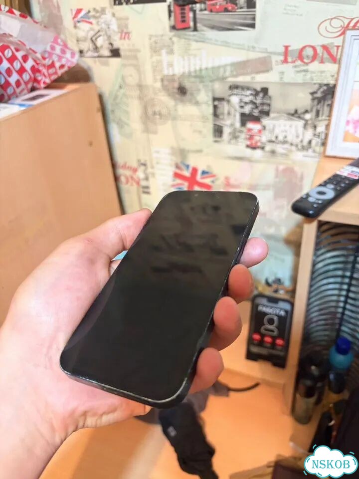 iPhone 13, 128 ГБ, SIM + eSIM фото 2