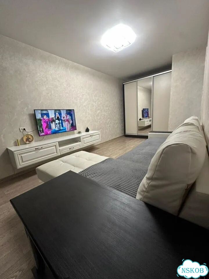 1-к. квартира, 30 м², 3/3 эт. фото 2