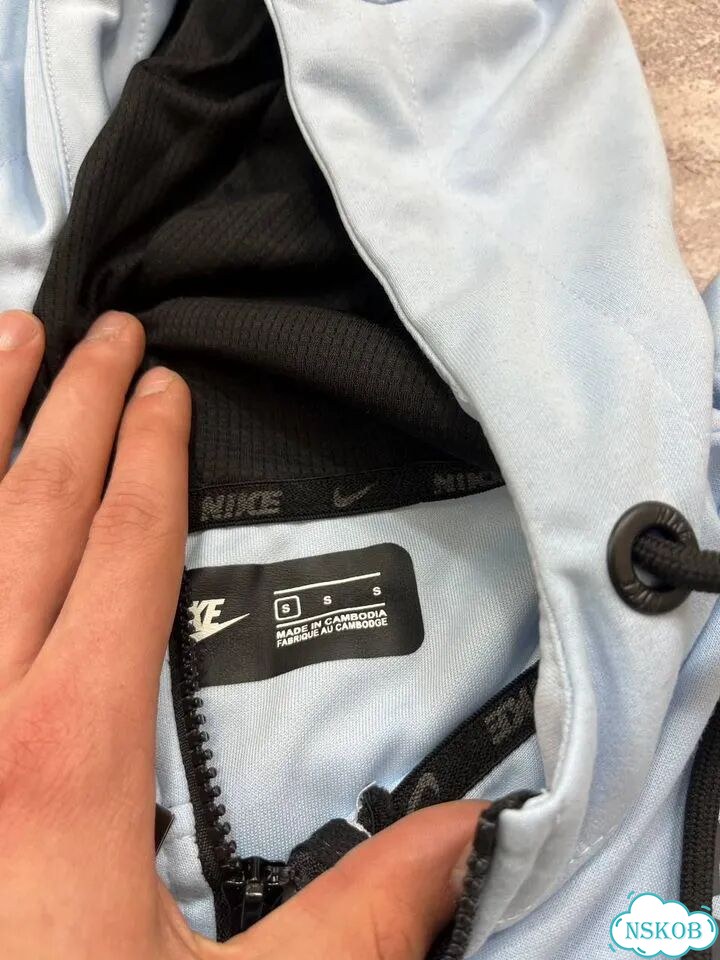 Спортивные костюмы Nike Tech Fleece фото 3