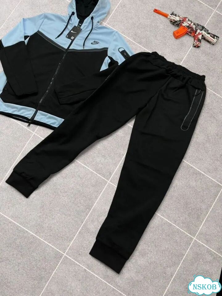 Спортивные костюмы Nike Tech Fleece фото 4