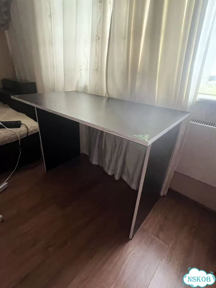 Стол компьютерный фото 1