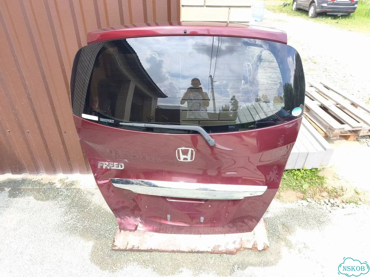 Крышка багажника honda freed фото 1